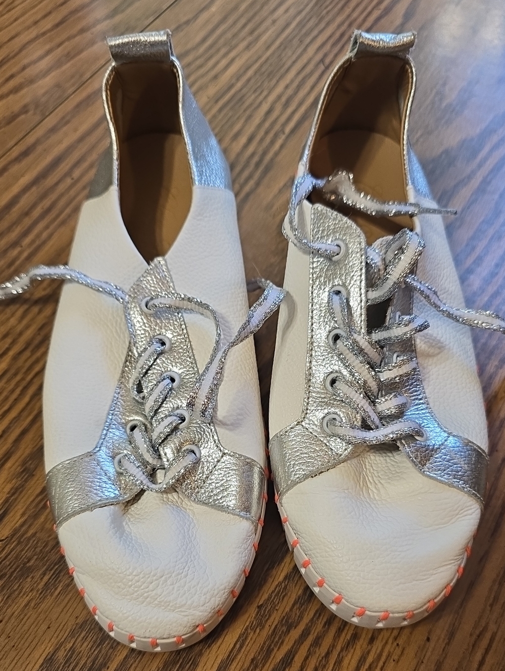 Claire Flowers Women's White & Silver Leather Lace-Up Casual Shoes